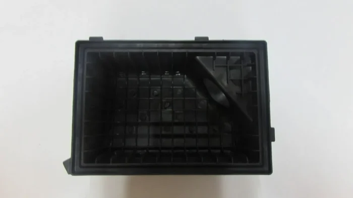 28111-22601 | Hyundai Accent Admire 2003-2005 Hava Filtre Üst Kapak Dizel - Görsel 2