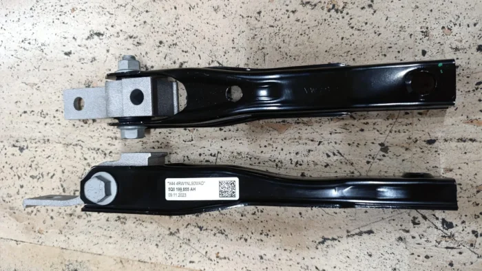 Motor Kulağı Alt Orta 5Q0199855C 5Q0199855AH 5Q0199855AE Passat Tiguan Golf 2012-2017 - Görsel 2